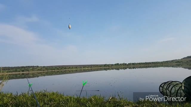 чуть чуть половил карасиков на родном водоеме