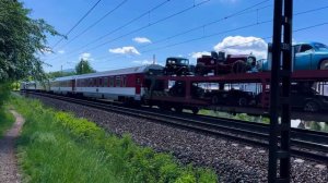 Перевозка ретро-машин, Шкода 350 008-9 с вагонами автовозами и охраной