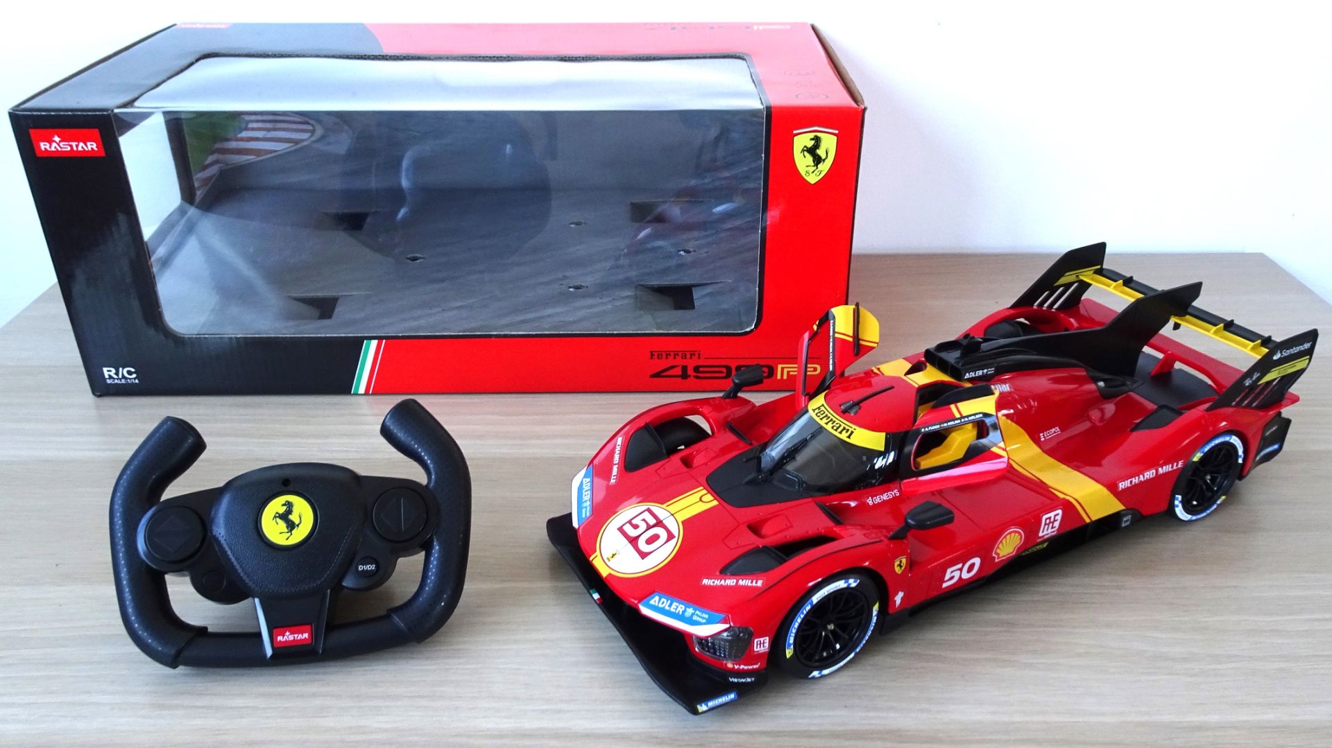 Rastar Ferrari 499P LMH 1:14 Scale RC Car смотреть онлайн
