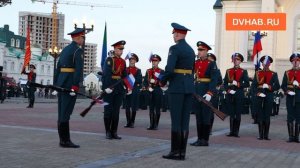 Военные оркестры выступили на площади Славы