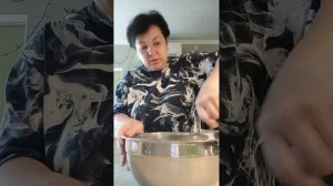 Разогнала лимфу 😁Замесила тесто для хлеба 🍞