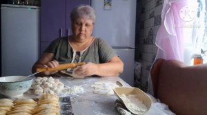 ДЕЛАЮ ЗАГОТОВКУ ВАРЕНИКОВ.