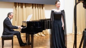 Анастасия Галаванова исполняет вторую арию Царицы ночи Моцарта. Фортепиано — Георгий Мигунов