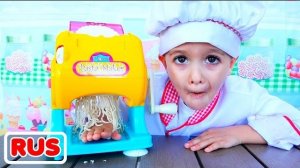 Влад и Никита играют в кафе. Коллекция видео для детей