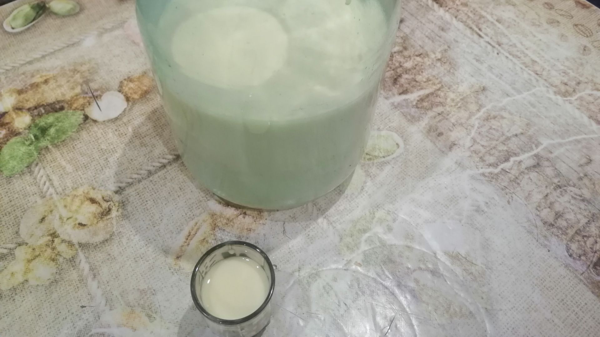 Банановый ликёр.