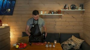 Weber Traveler зимой в -14°. Сравнение стейков на планче и на решетке
