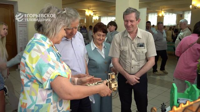 В Егорьевске провели выставку местных товаров и услуг и наградили лучших деловых людей округа. смотреть онлайн