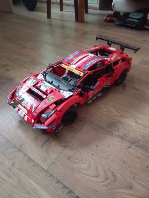 собрал Ferrari GTЕ