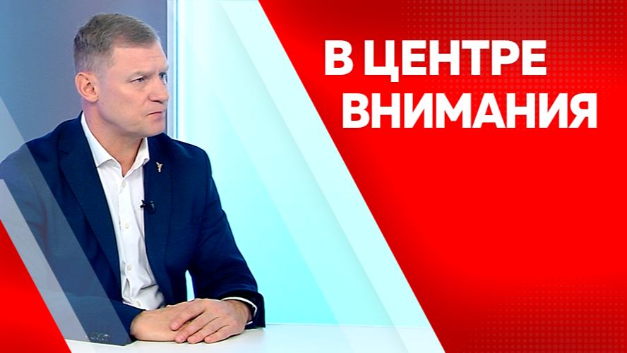 В центре внимания.  Смородников