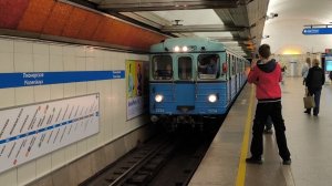 🟦🟥 Перегонка ретро состава с грузом и вагоном на станции Пионерская