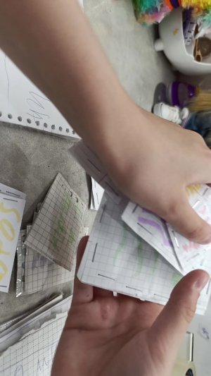распаковка бумажных коллекций