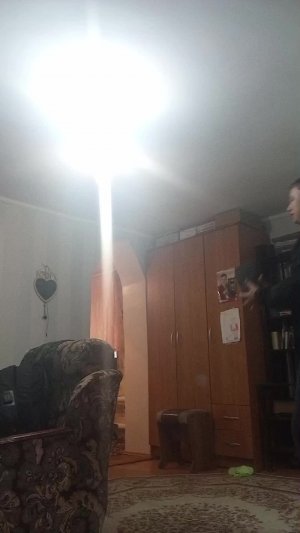 играем в футбол.