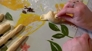 На скорую руку. Весенние булочки-птички