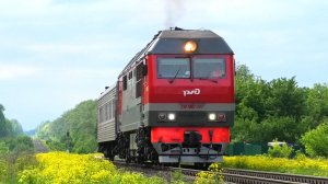 ТЭП70БС-251 с пригородным поездом Ряжск-1 - Моршанск делает остановку на о.п. 438 км