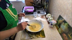 Не хотела готовить, но пришлось /  И получилось очень вкусно / К чаю шарлотка