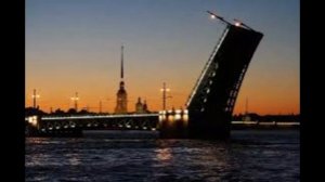 123 года назад - В Петербурге состоялось торжественное открытие Троицкого моста через реку Неву