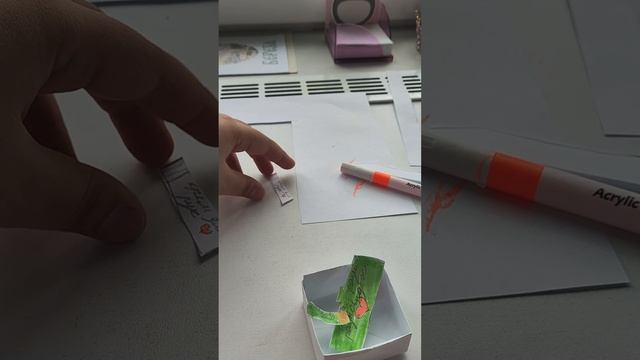 делаю бумажную косметику 
(часть вторая)
