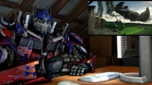 Optimus Prime Reacts to Transformers: The Last Knight Trailer [SFM]