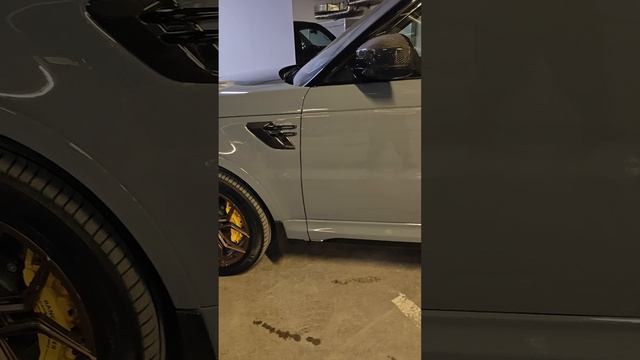 Range Rover Sport SVR смотреть онлайн