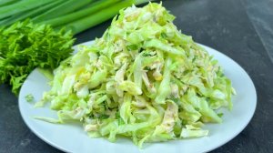 Салат из капусты ПО-НОВОМУ! Добавил курицу — получилось ОЧЕНЬ ВКУСНО