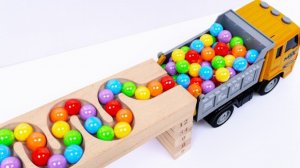 Мультфильмы для Детей. Гонка Marble Run ☆ HABA Slope и ретро-грузовик Makita