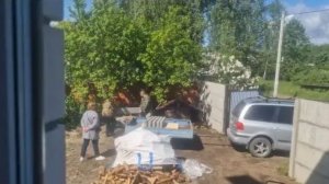 Привезли бордюры. Какие планы? Наконец-то я сделала это. Провожаю мужа.