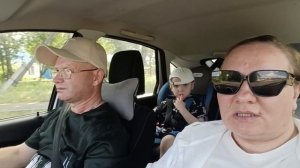 ДЕНЬ ЖАРКИЙ, МУЖ СЪЕЗДИЛ В МАГАЗИН/ГУЛЯЕМ В СОСЕДНЕМ ГОРОДЕ. .