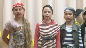 ВЕСЁЛЫЕ КАНИКУЛЫ