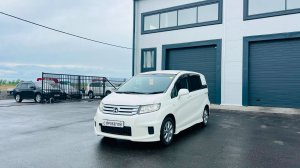 Honda Freed Spike, 2010 год