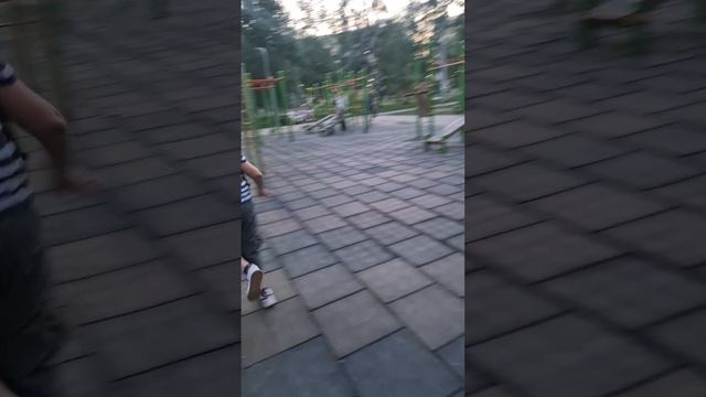 Играем в вышибалы смотреть онлайн