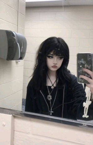 кис