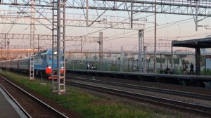 ЭП2К-503 Аврора с перегоночными вагонами проследует Грачевскую