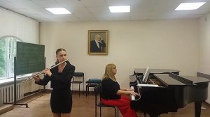 Г. Бифтинк Фантазия-Арабеска; П. Морлакки Швейцарский пастух