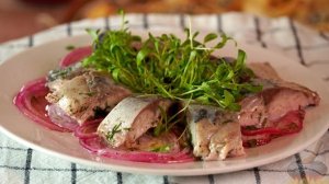 МАРИНОВАННАЯ СКУМБРИЯ «ПОД ЛАКЕРДУ»