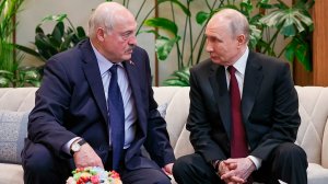 Путин и Лукашенко встретились на полях саммита ЕАЭС в Астане
