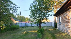 От скошенной травы одна польза и в саду красота и утята довольны