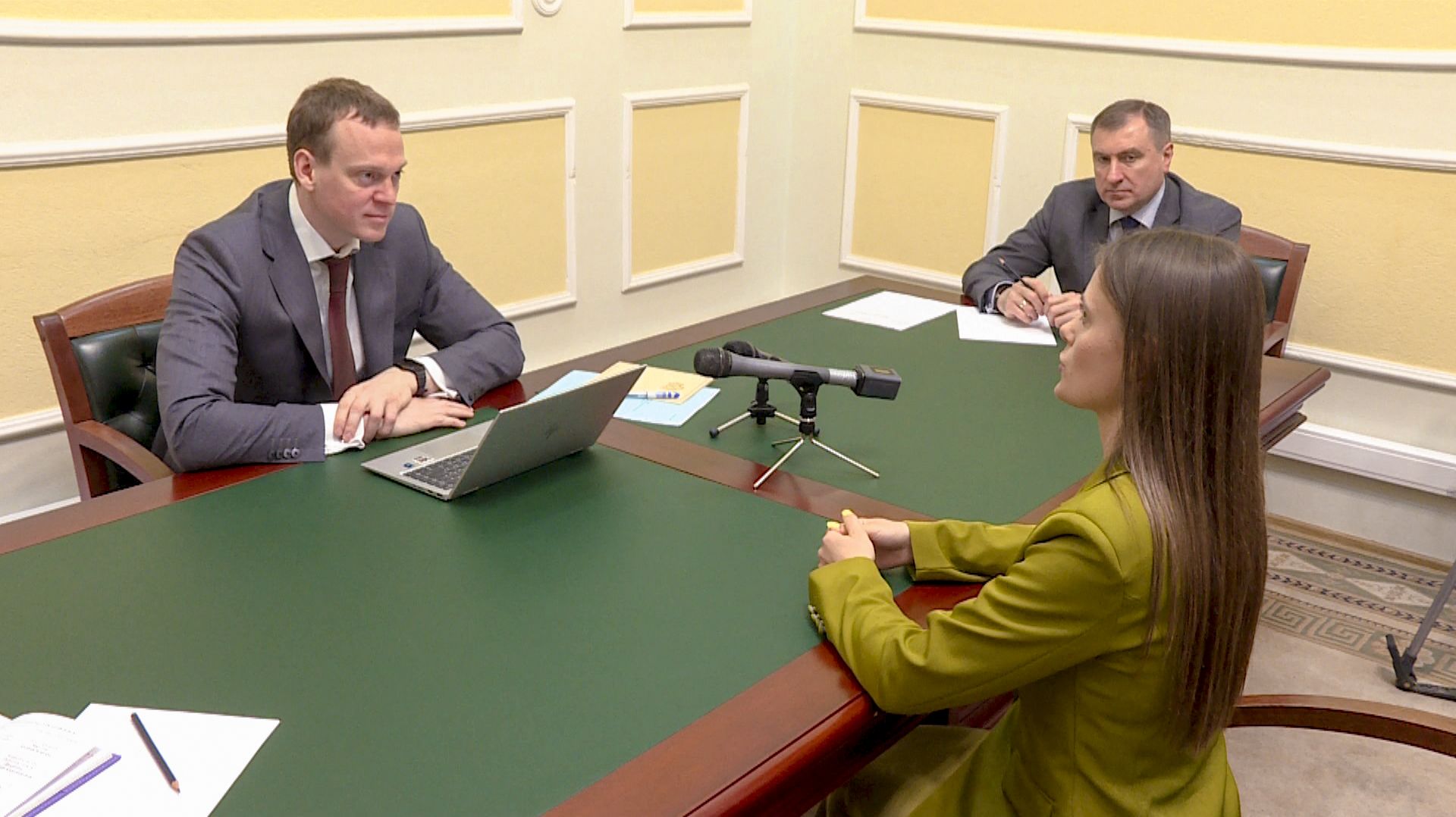 Губернатор Павел Малков провёл личный приём граждан