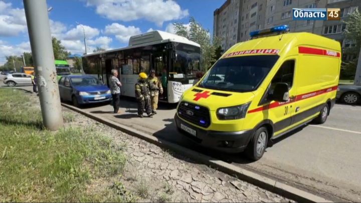 В Рябково произошло столкновение пассажирского автобуса и пожарного автомобиля