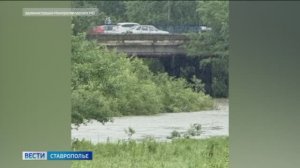 Вода в реке Калаус пошла на спад, а в реке Кума продолжает прибывать
