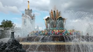 Майские фонтаны ВДНХ, ч. 2, «Каменный цветок» ...