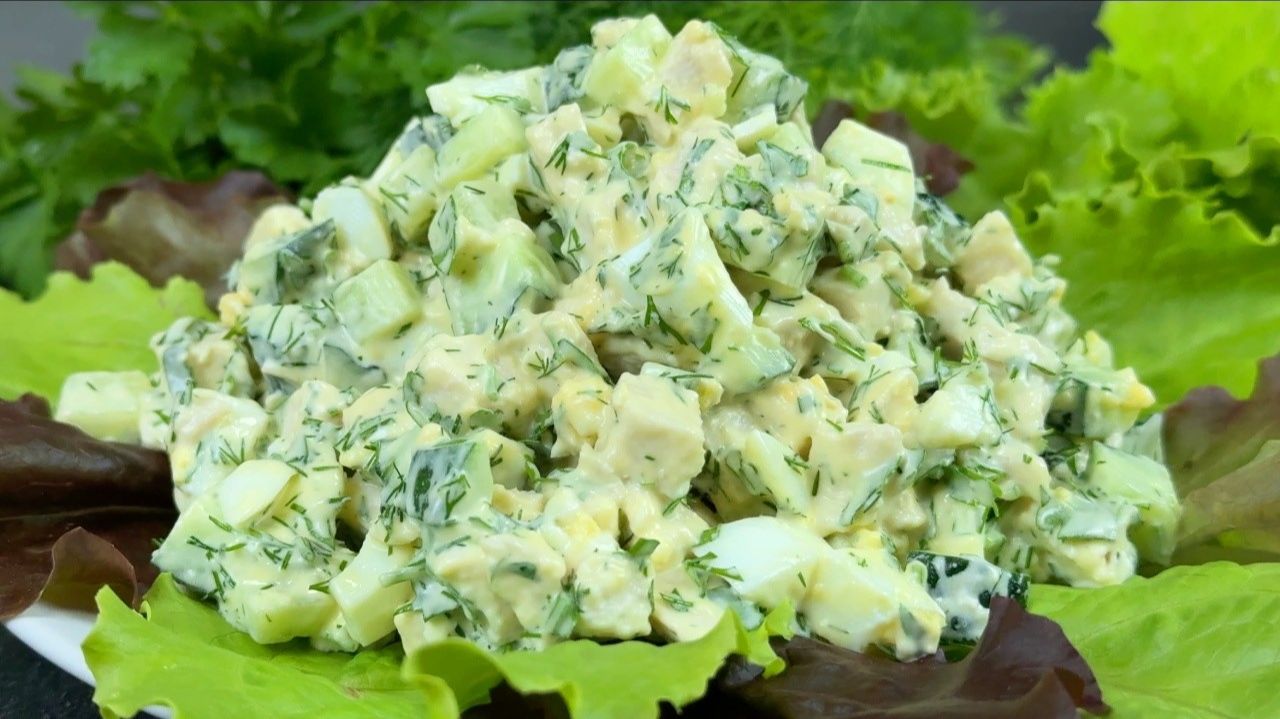 Салат с курицей и огурцом🥒 Простой и очень вкусный рецепт за 10 минут!