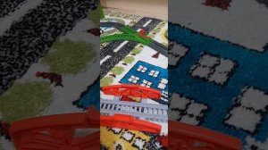 Играем вместе ! ПАРОВОЗИК ТОМАС и МАШИНКИ ХОТВИЛЗ