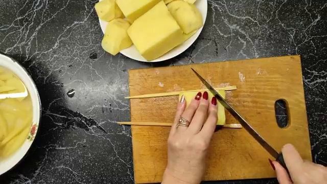 Как приготовить картошку-гармошку. Красиво и вкусно. Обзор. смотреть онлайн