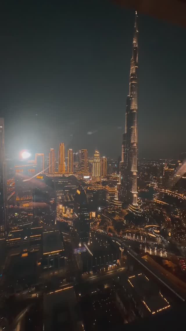 ДУБАЙ SKY VIEWS смотреть онлайн