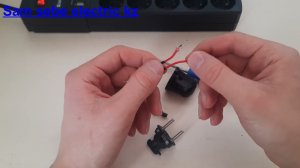 Пробник из старой вилки и лампочки .
