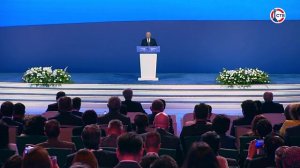 Владимир Путин выступил на Евразийском экономическом форуме в Казахстане
