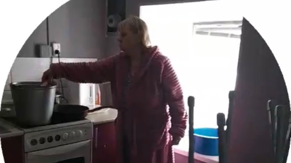 Всё в кучу. Наталья передаёт привет смотреть онлайн