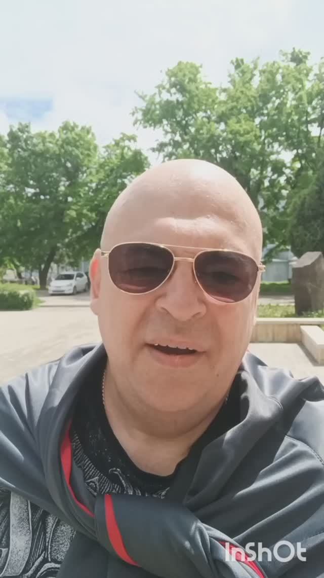 Пью минералочку.