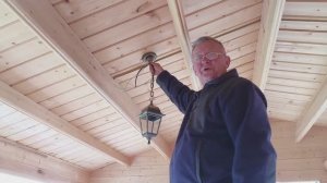 Да будет свет сказал электрик и перерезал провода.(ШУТКА)