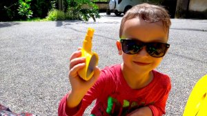 Дети играют в профессии Children play in the profession